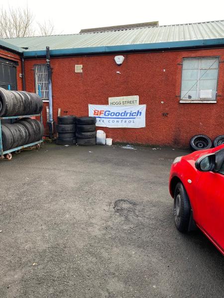 Hogg Street Tyres