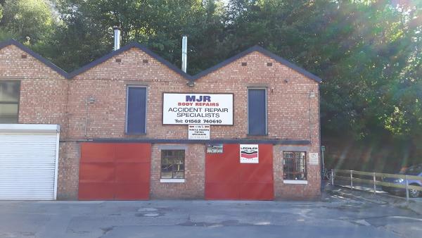 M J R Body Repairs