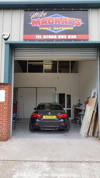 Mackays Body Repairs