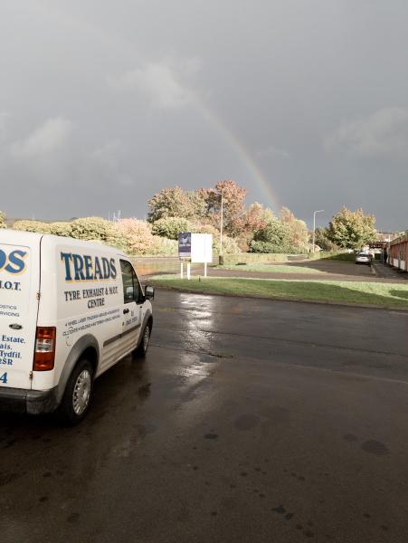 Treads Tyre & Exhaust MOT Centre