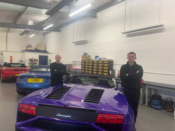 Hoodtech Convertible Roof Specialists