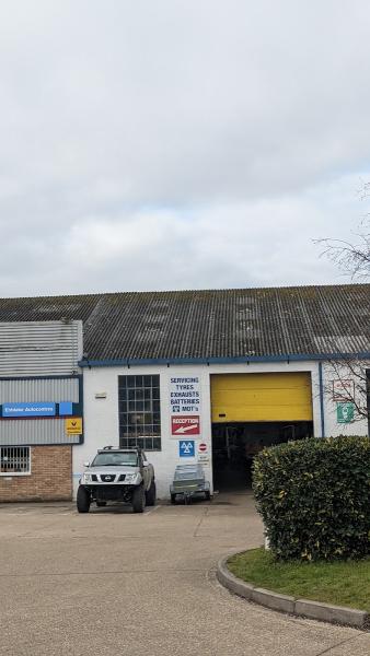 Ebblake Tyres Autocentres