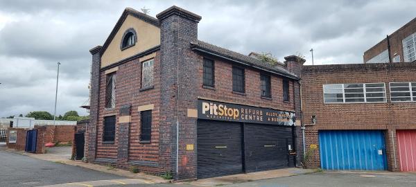 Pitstop Refurb Centre