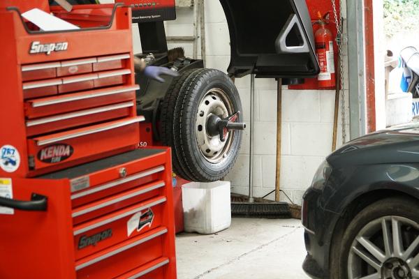 Direct Tyre Service & MOT Centre