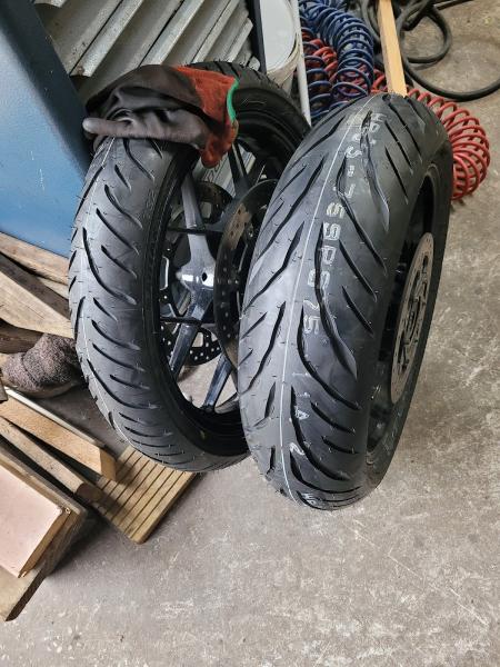 F & B Motocycle Tyres