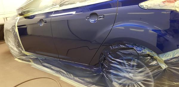 A R Vehicle Refinishing