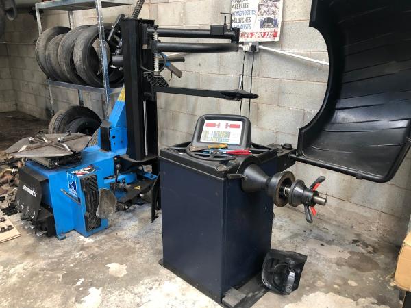 Ewood Motor Services