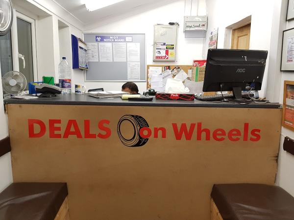 Deals On Wheels MOT & Tyres
