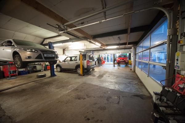 Ellis Brothers Garage