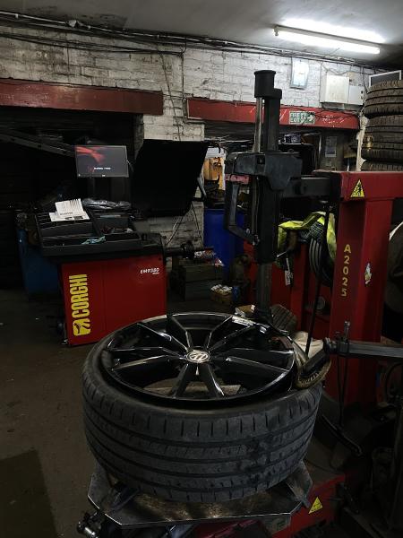 Direct Tyre Solutions (24/7 Mobile Tyre Services)