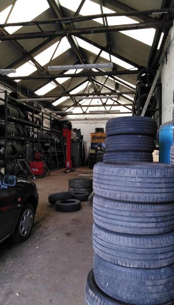 Wooley Tyres