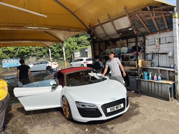 Magic Hand Car Wash & Valeting Centre