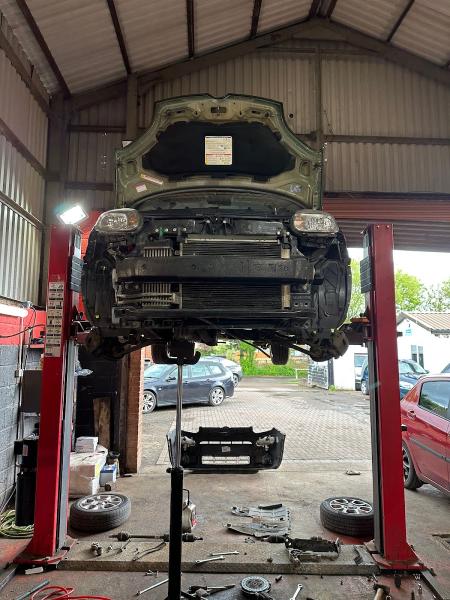 Milburns Auto Repairs LTD 24 Hour Breakdown Recovery Service