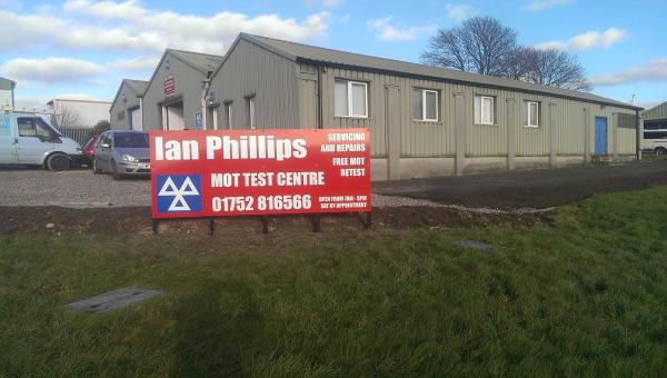 Philip's M O T Centre