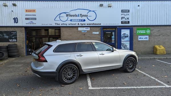 Wheels & Tyres Direct (Scotland/Glasgow) Ltd