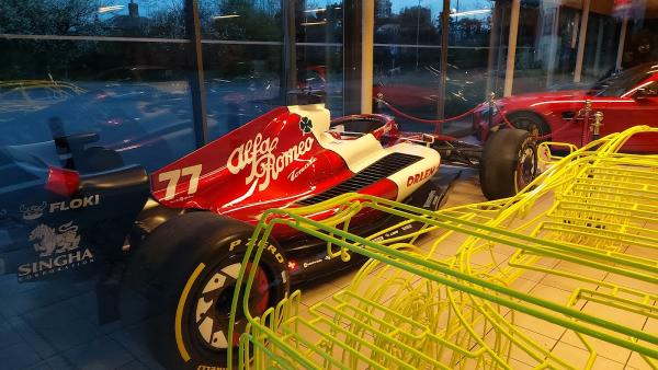 Knowl Hill Performance & Luxury