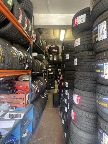 Kenton Tyres