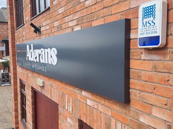 Robert Lewis Signs Ltd