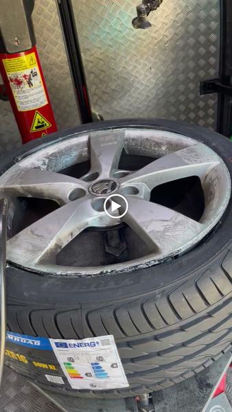 AGS Tyres 24 Hours Mobile Tyre Fitting Service