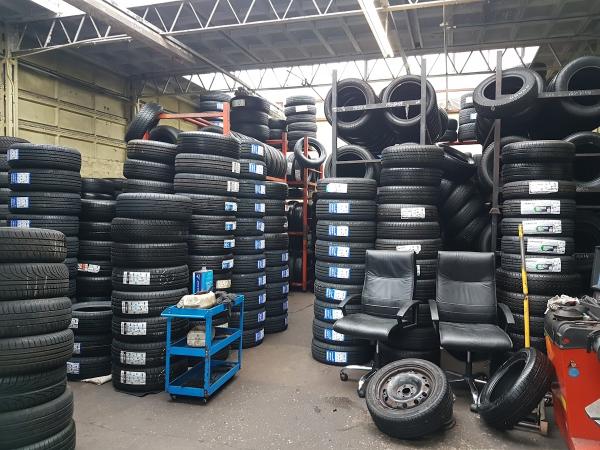 Forman Tyres