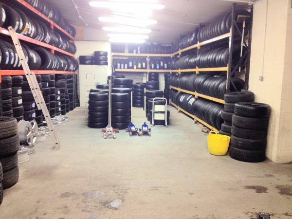 Royton Central Tyres