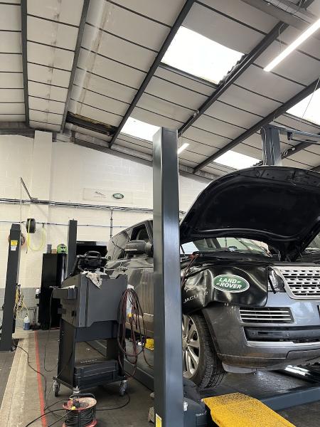 Shaun Spooner Autos Ltd. Land Rover Specialist