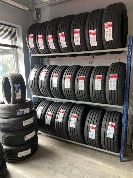 Springfield Tyres & 24 HR Emergency Mobile Fitting