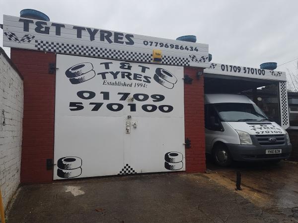 T & T Tyres