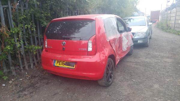 Seat and Skoda Breakers Oldham