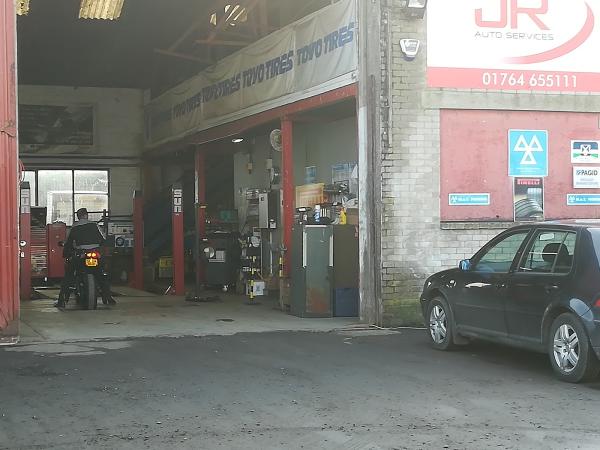 J & R Auto Service Ltd