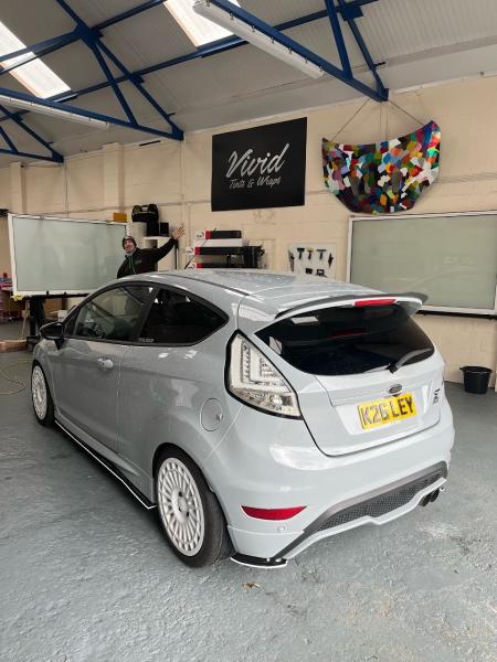 Vivid Tints & Wraps