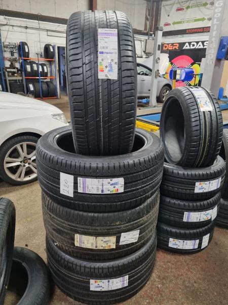 D & R Tyres