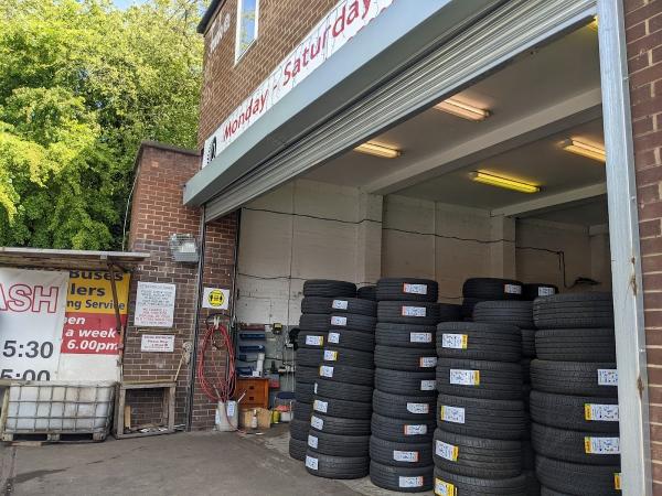 Walkergate Tyres