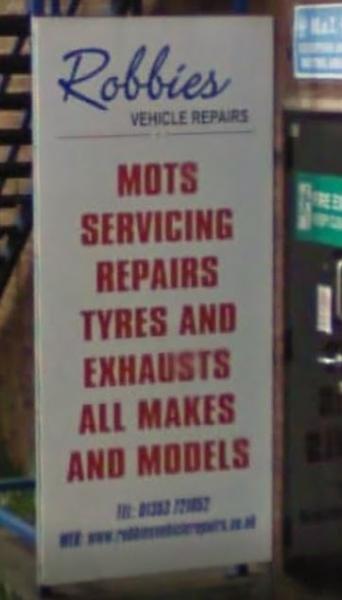 Robbie's Vehicle Repair