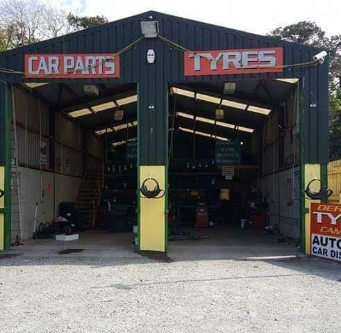 Deramor Tyres