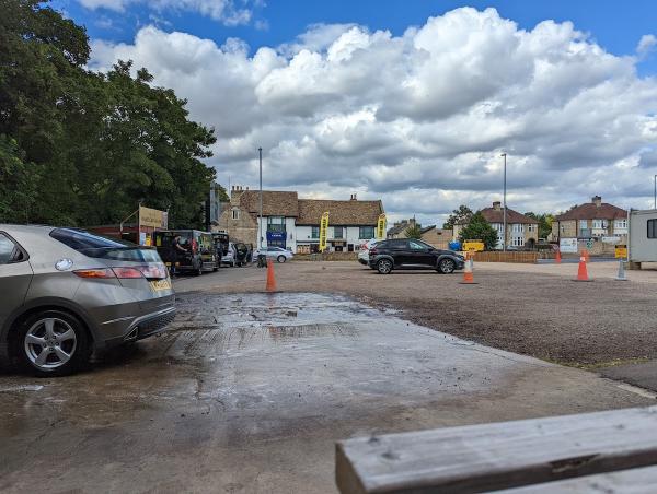 United Hand Car Wash