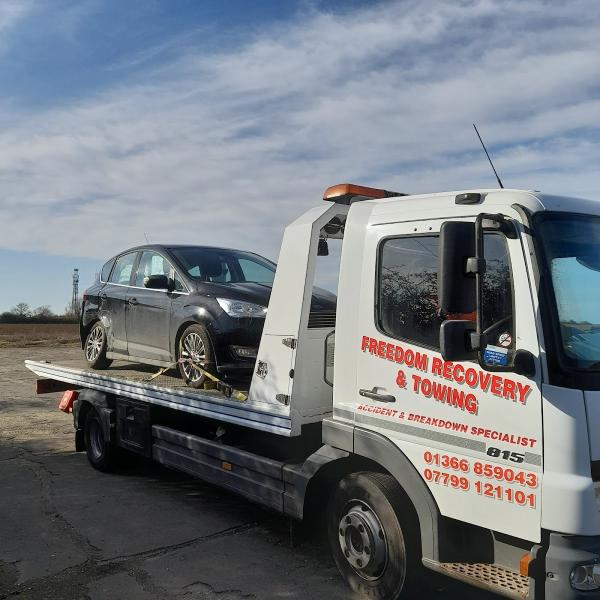 Freedom Recovery & Towing
