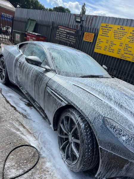 Burrowfield Hand Car Wash Ltd