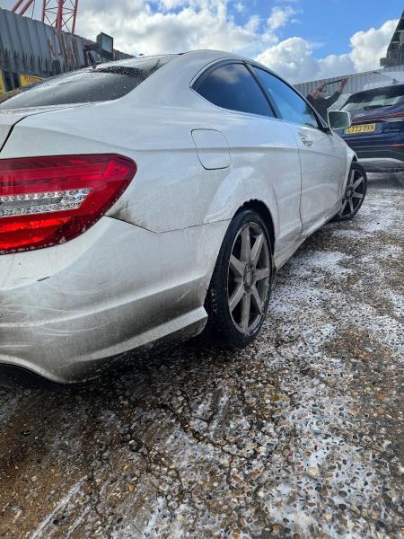 Burrowfield Hand Car Wash Ltd