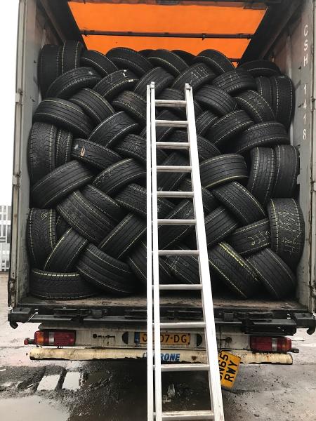 Zee Tyres