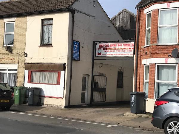 Main Cross Motors MOT Testing Centre