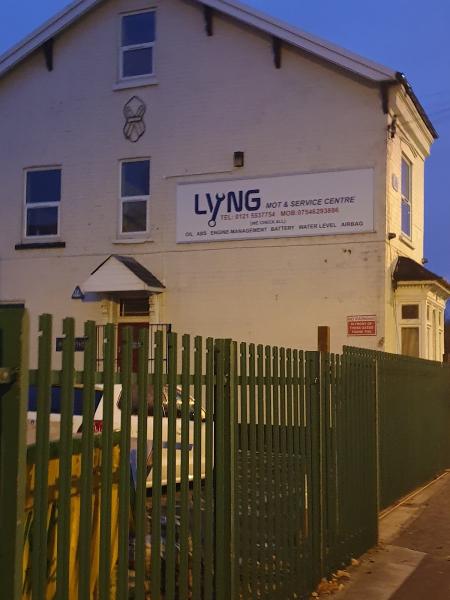 Lyng Mot & Service Centre