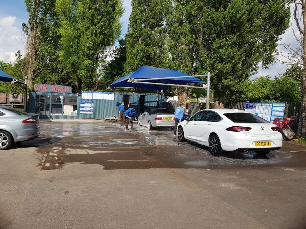 Tony's Car Wash in Oldbury