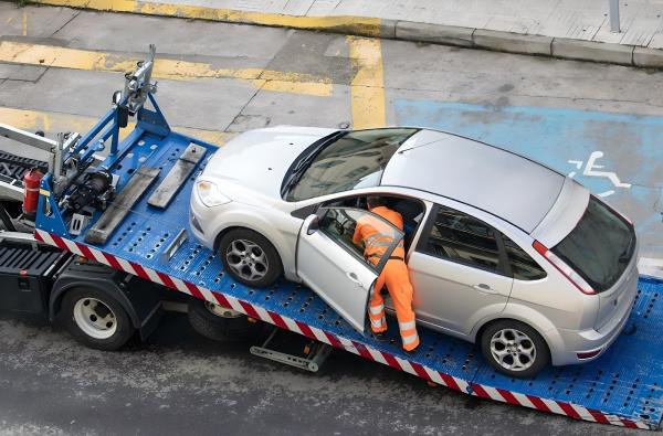 Car Recovery Hull