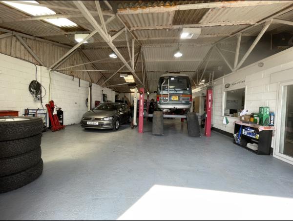 Lewis Automotive Vehicle Repair and Tyre Service Centre