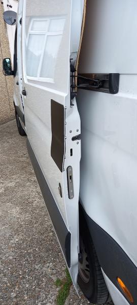 Van Locks Fitting