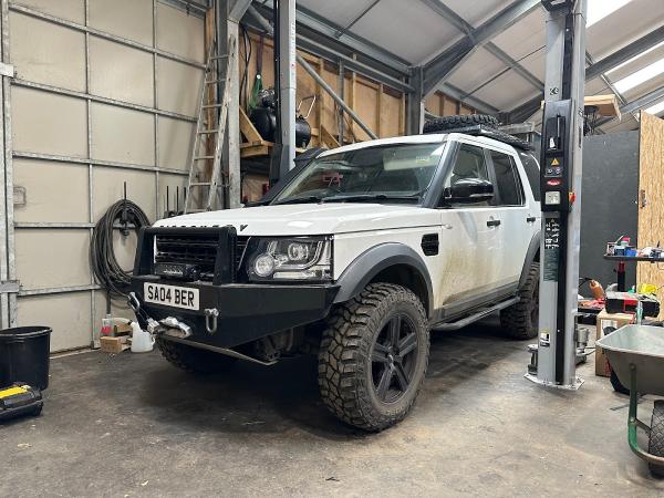 Sussex 4x4 Land Rover Specialist