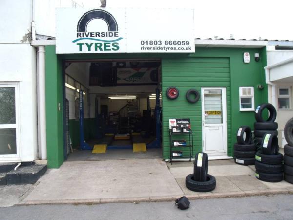 Riverside Tyres (Station Garage Ltd)