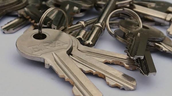 Champion Locks: Locksmith