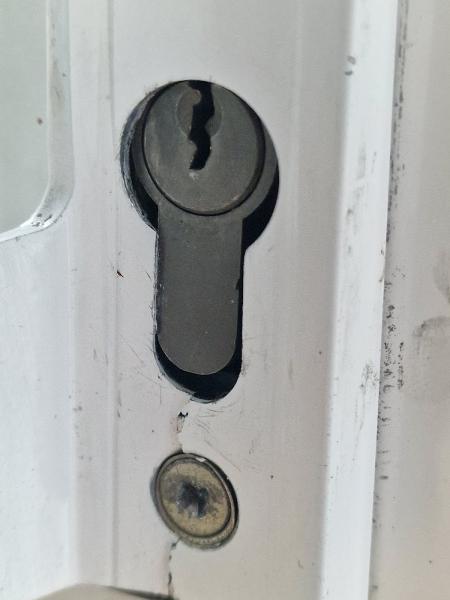 Champion Locks: Locksmith